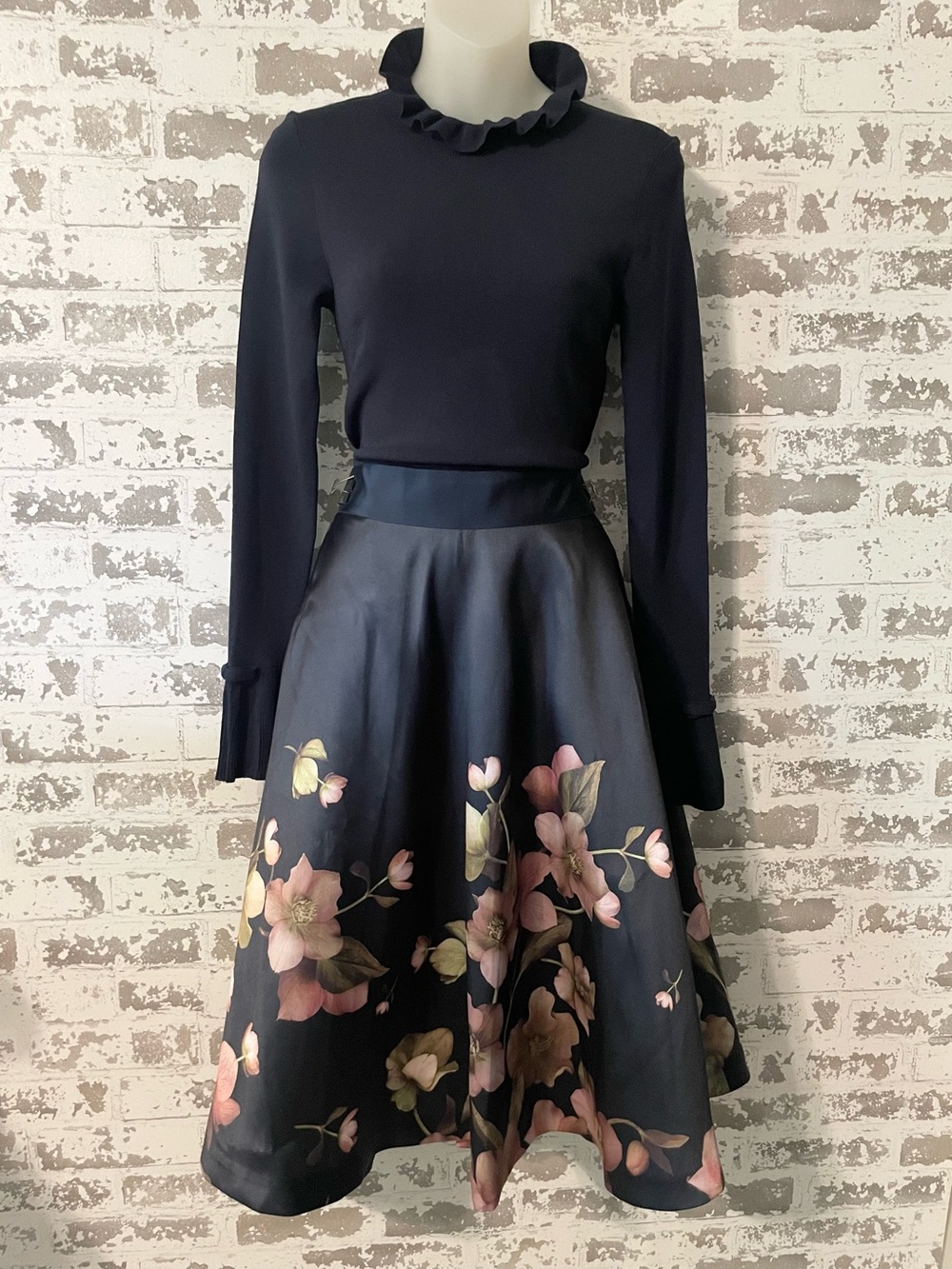Ted Baker London Seema Arboretum Knit & Satin Floral Dress | Size 1 (US 2-4)